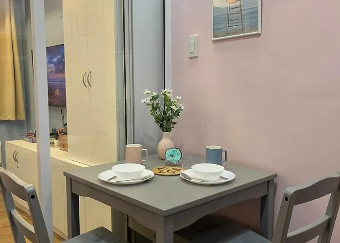 Azure Urban By Cozy Haven 酒店